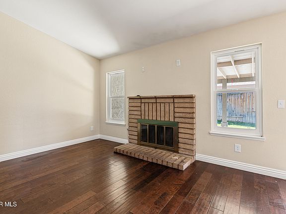 5th image of 2128 Edam St