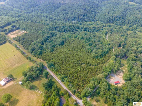 Greenbriar Rd, Breeding, KY 42715