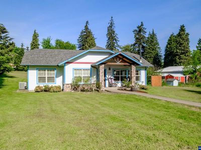 2460 Cedar St, Sweet Home, OR, 97386