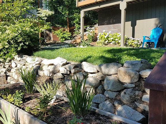 2nd image of 550 Dogwood Way