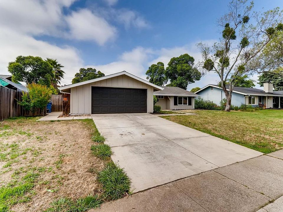 1st image of 9448 Dalton Way