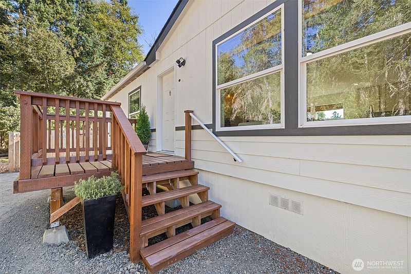 4th image of 2619 W 18th Street