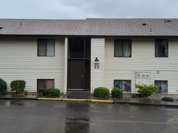 12160 SW Royal Ct APT B, King City, OR 97224
