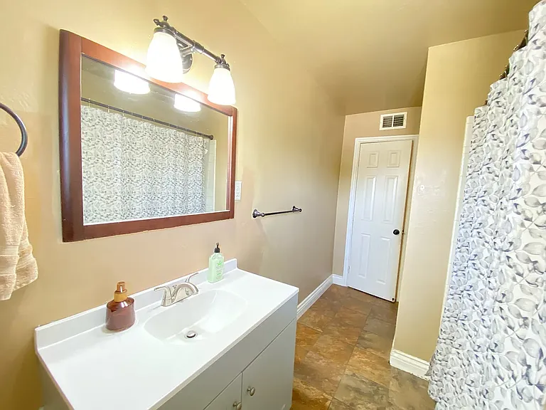 4921 Centaur St — Photo 11