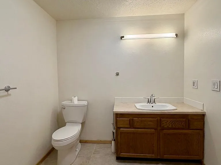 4369 Bishop Cir — Photo 12