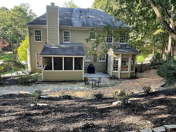 3rd image of 4175 Station Mill Ct