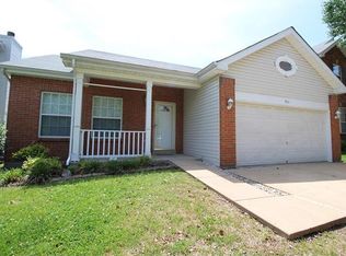931 Oak Knoll Manor Dr, Saint Louis, MO