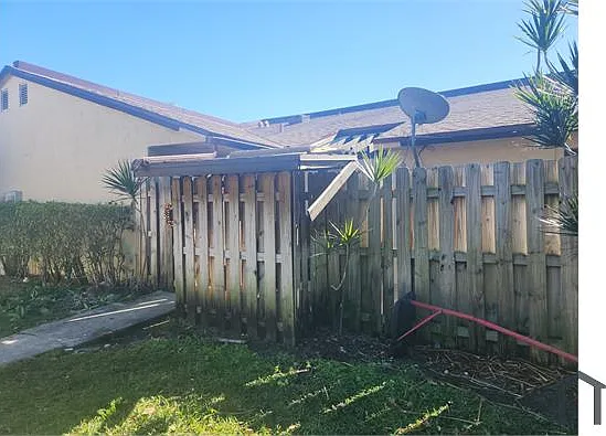 2 bed, 970 sqft, $2,000 — Photo 2