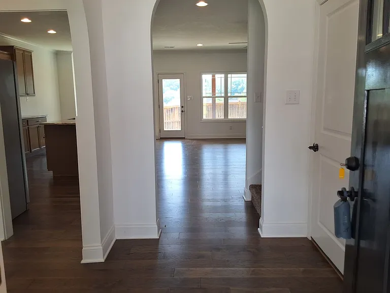 12668 Myrtle Ridge Ln — Photo 3