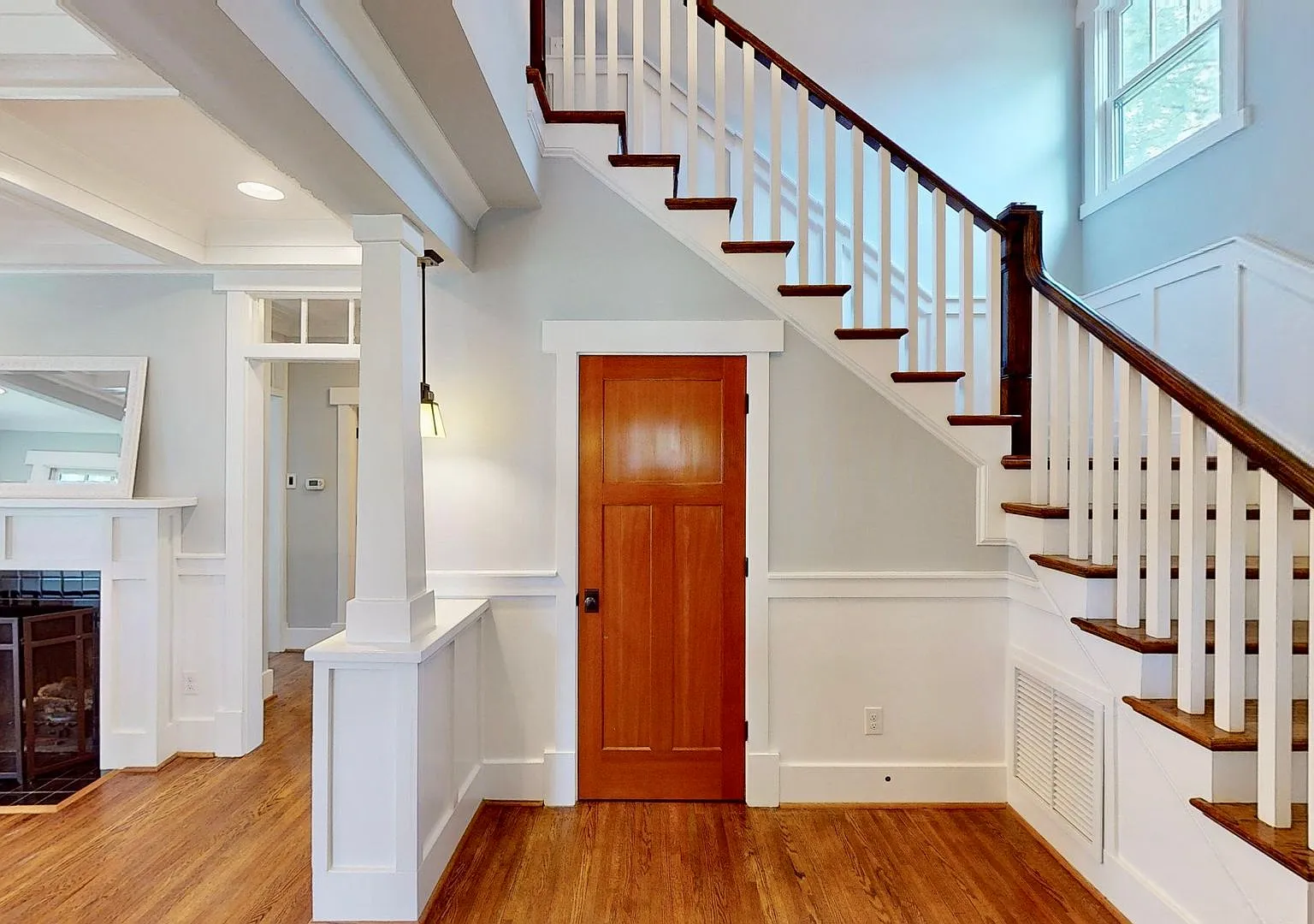 2320 Chesterfield Avenue — Photo 2