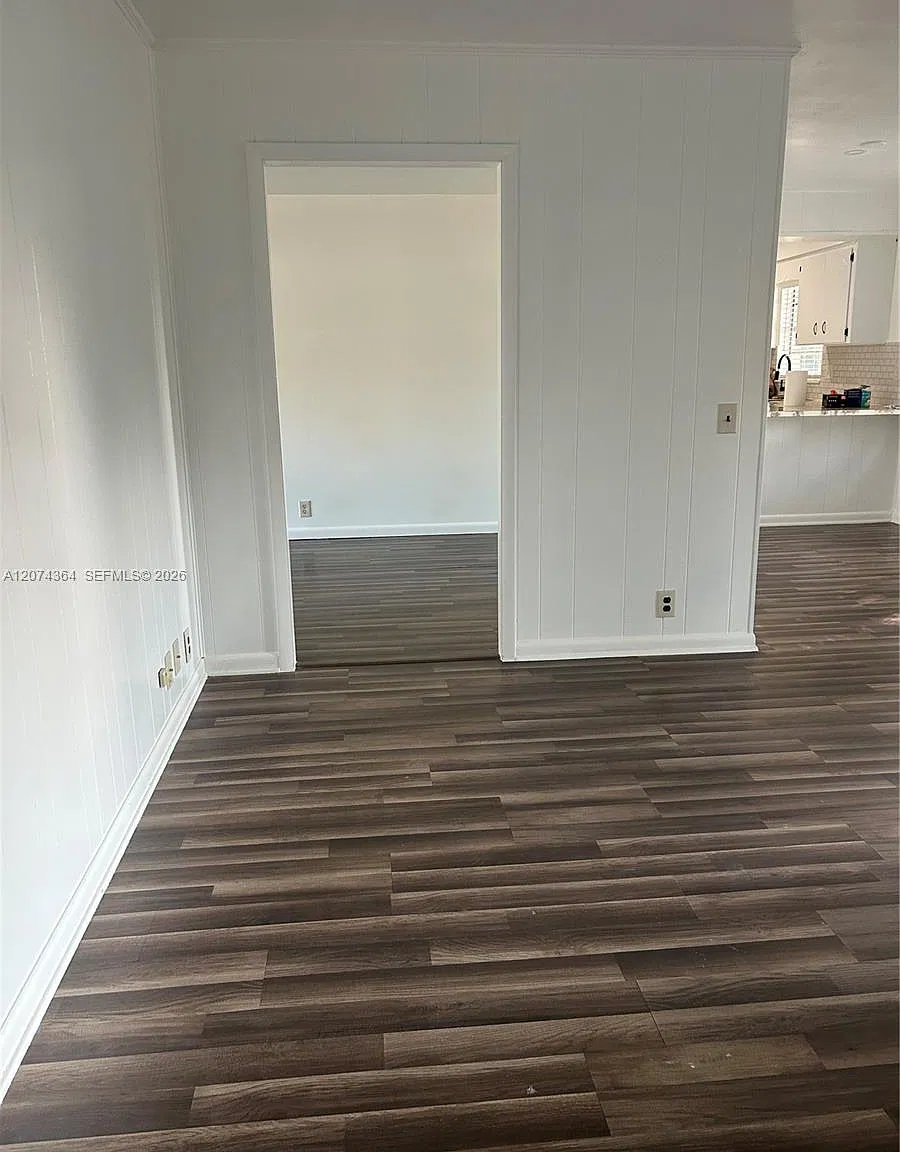 3 bed, 2.0 bath, $2,100 — Photo 4