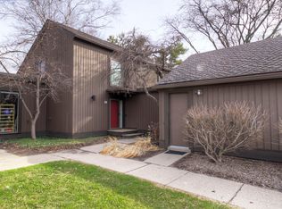 19 Westbury Ct, Ann Arbor, MI