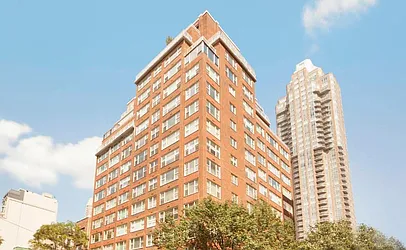 139 East 63rd Street in Lenox Hill