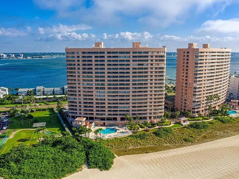 1310 Gulf Blvd #10B — Photo 3