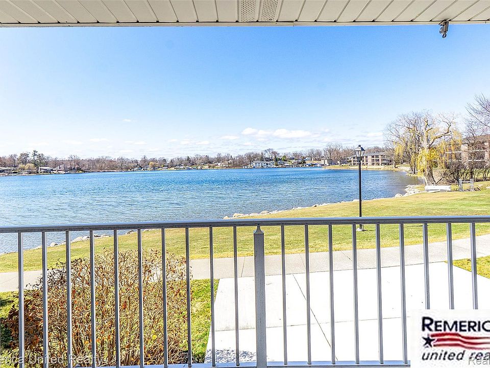 3553 Port Cove Dr Apt 36, photo 18