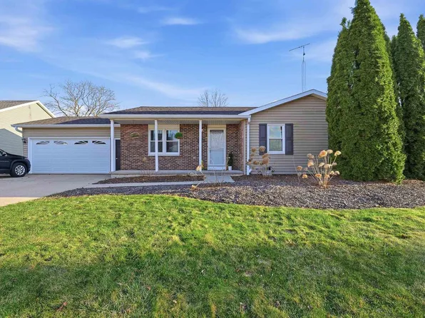 407 Eilbes Avenue, Beaver Dam, WI 53916