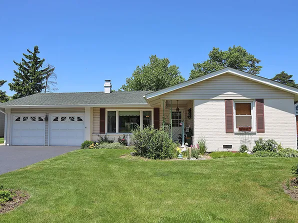 24 Jf Kennedy Blvd, Elk Grove Village, IL 60007