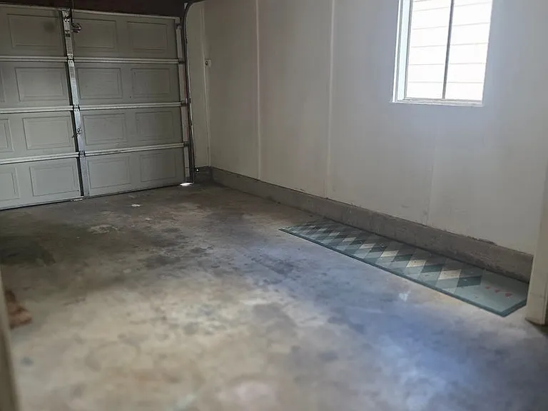 2640 Stine Way — Photo 13