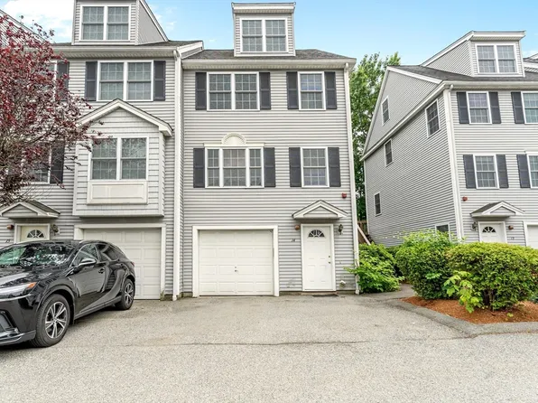 14 Watson St APT 14, Lowell, MA 01852