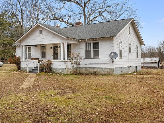 2nd image of 685 Beacon Light Rd