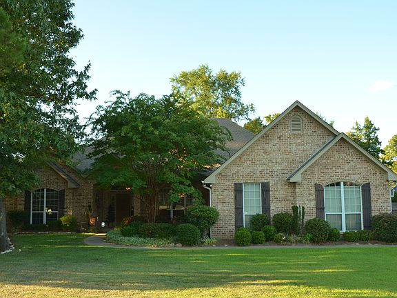 2nd image of 101 Wood Creek Ct