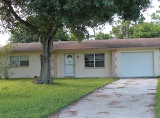 7504 Banyan St, Fort Pierce, FL 34950