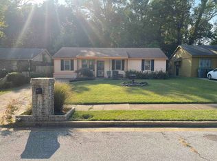 4693 Royal Ridge Dr, Memphis, TN 38128