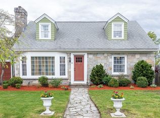 18 Edendale Ave, Pawtucket, RI 02861