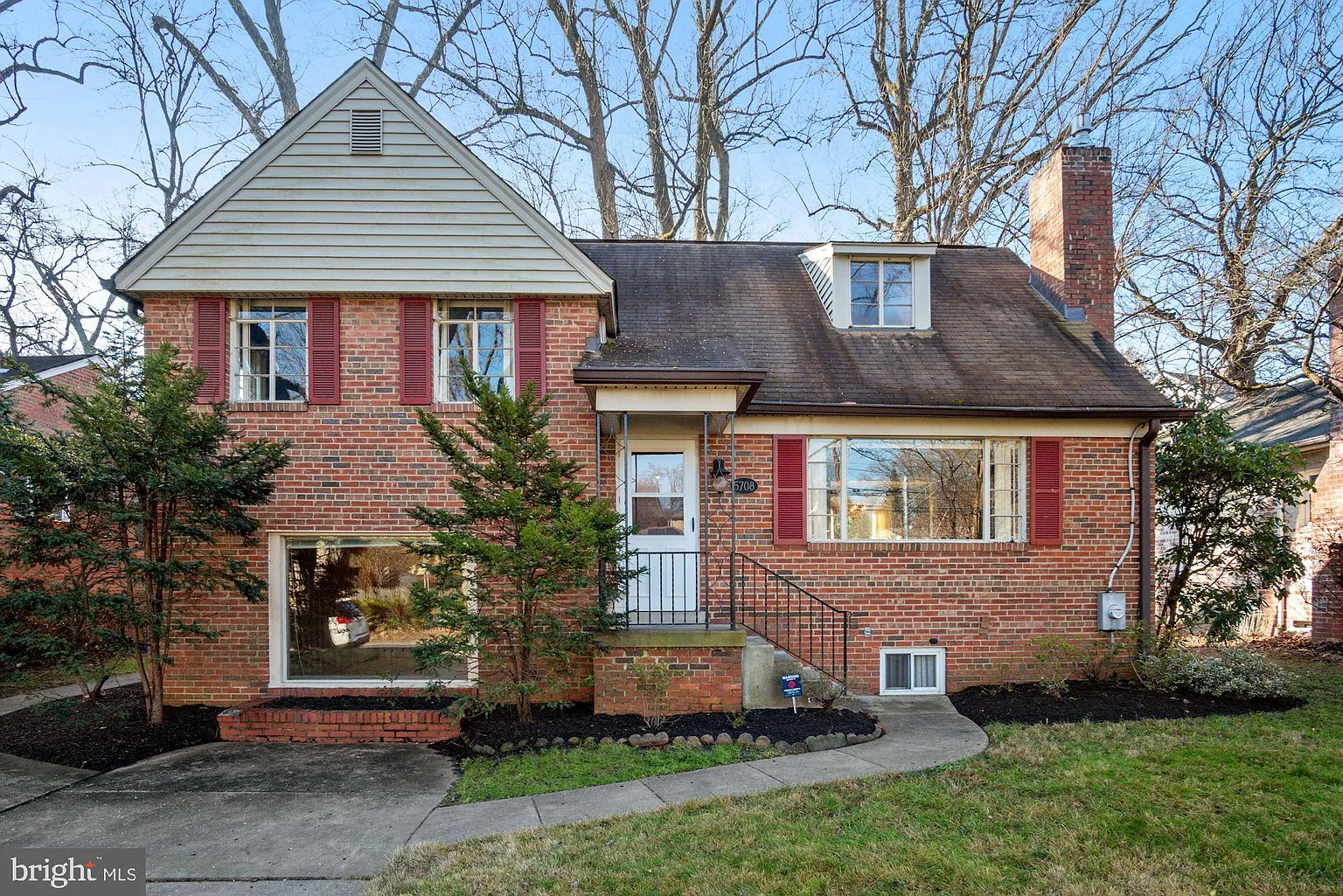 5708 Massachusetts Ave photo 1