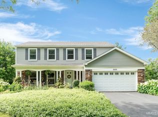 2225 Hanover Ct, Naperville, IL 60565