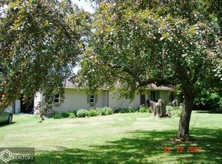 3390 235th St, Rose Hill, IA 52586