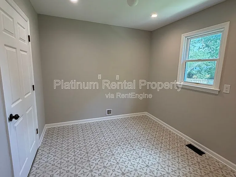 467 Lees Trce SW — Photo 22