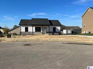 103 Reba Ct, Radcliff, KY 40160