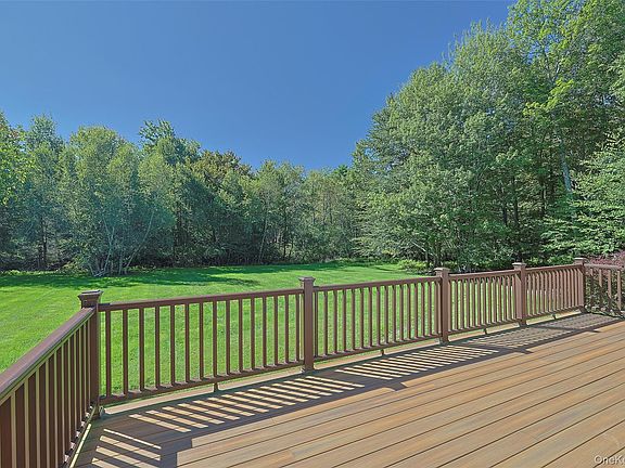 3rd image of 48 Mahogany Lane