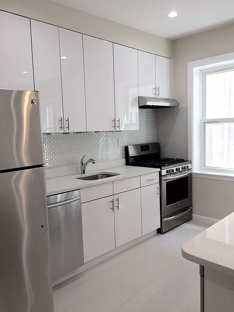 1st image of 4722 44th St APT 3F