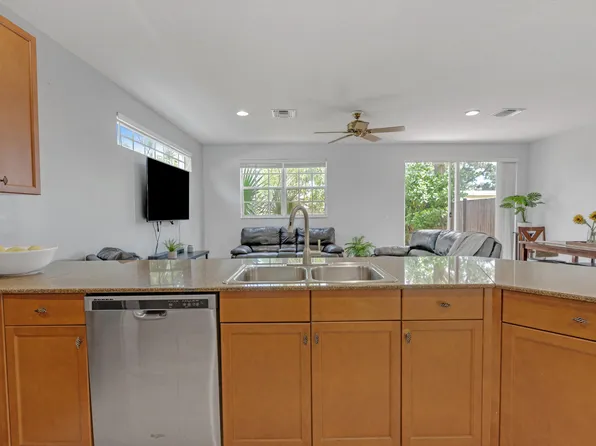 420 Marbella Drive, North Palm Beach, FL 33403