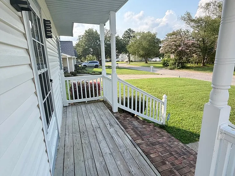 2421 Sexton Rd — Photo 4