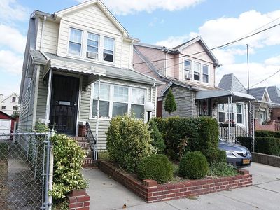 24-25 Humphreys St, East Elmhurst, NY, 11369