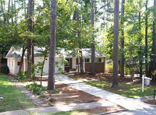 2921 Harcourt Dr, Decatur, GA 30033