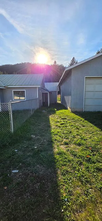 103 W Missoula — Photo 4