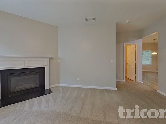3rd image of 6193 Hemperly Rd