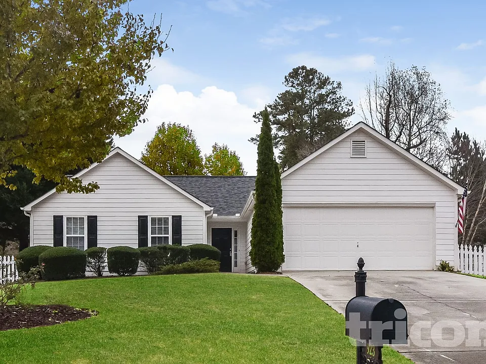 923 Laurel Green Ln
