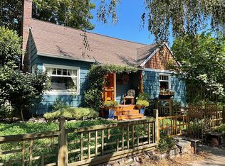 709 NE Stanton St, Portland, OR 97212