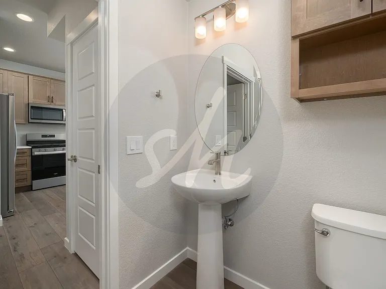 3659 Levy Park Dr — Photo 6