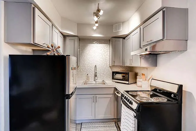 Park Plaza apartments community photo