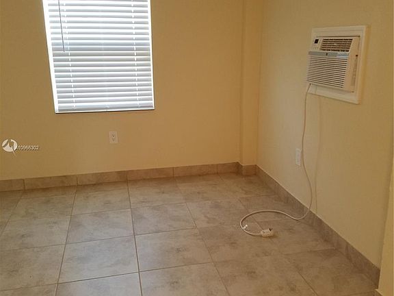 3rd image of 1632 NE 183rd St #S