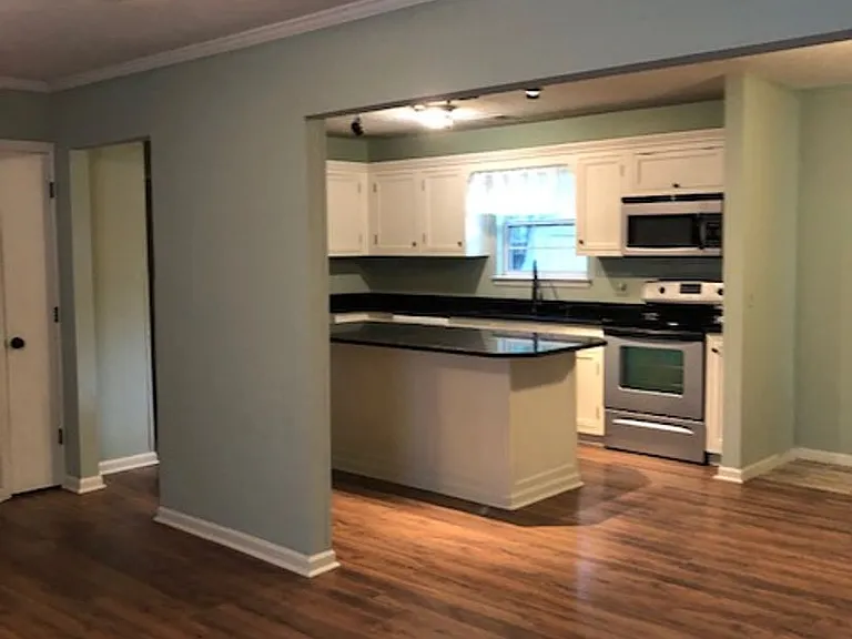 10 Quail Forest Ct — Photo 9
