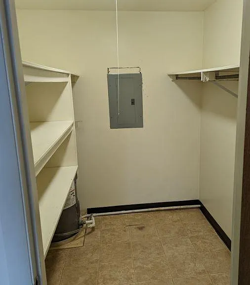 922 Phillips St #6 — Photo 7