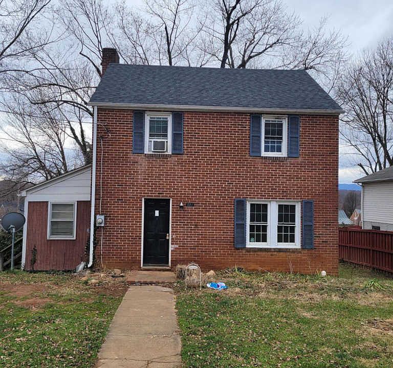 2nd image of 331 Kerfoot Ave