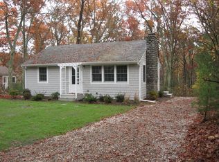 72 Lake Shore Dr, East Falmouth, MA 02536
